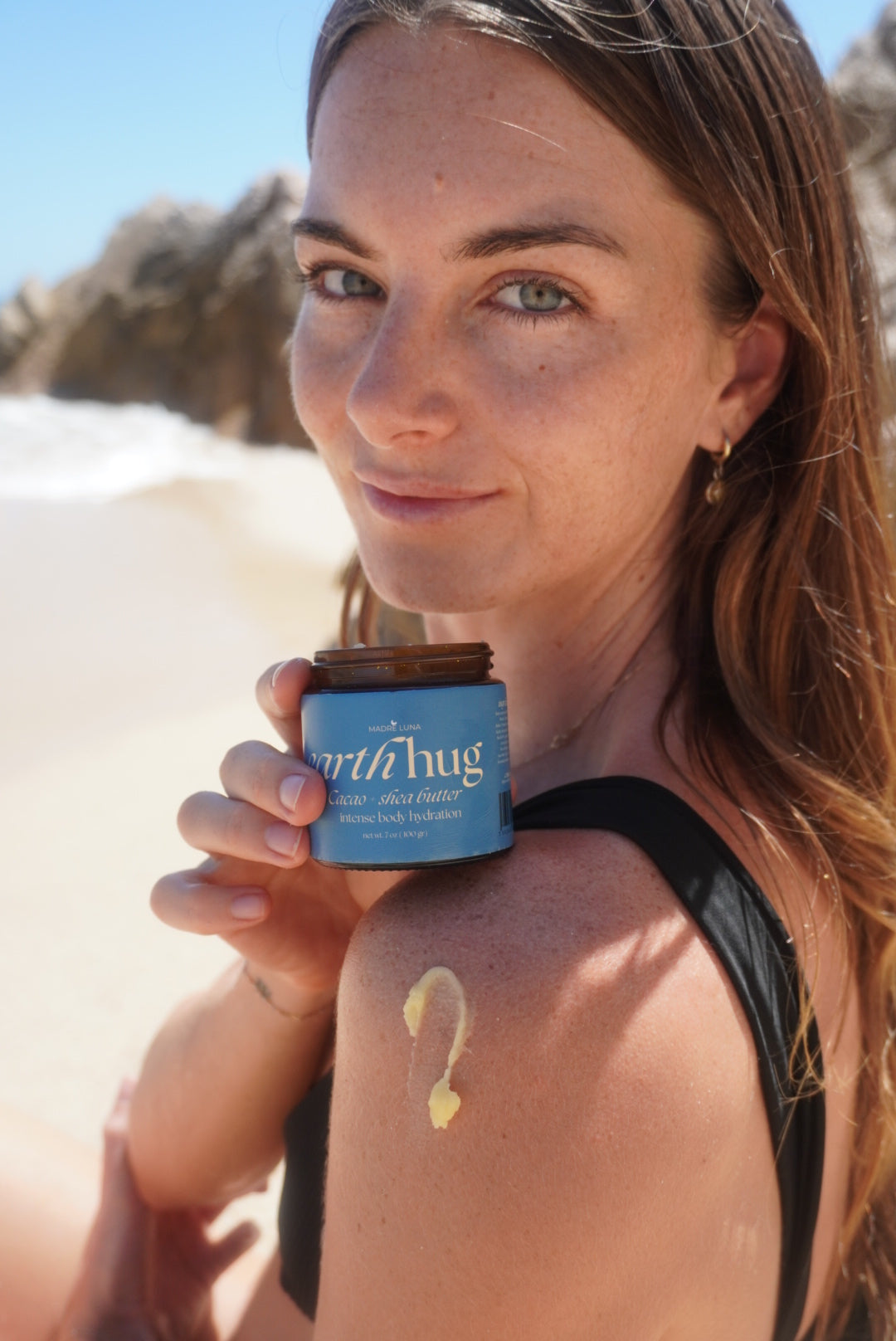 ABRAZO DE TIERRA- MANTECA DE HIDRATACIÓN