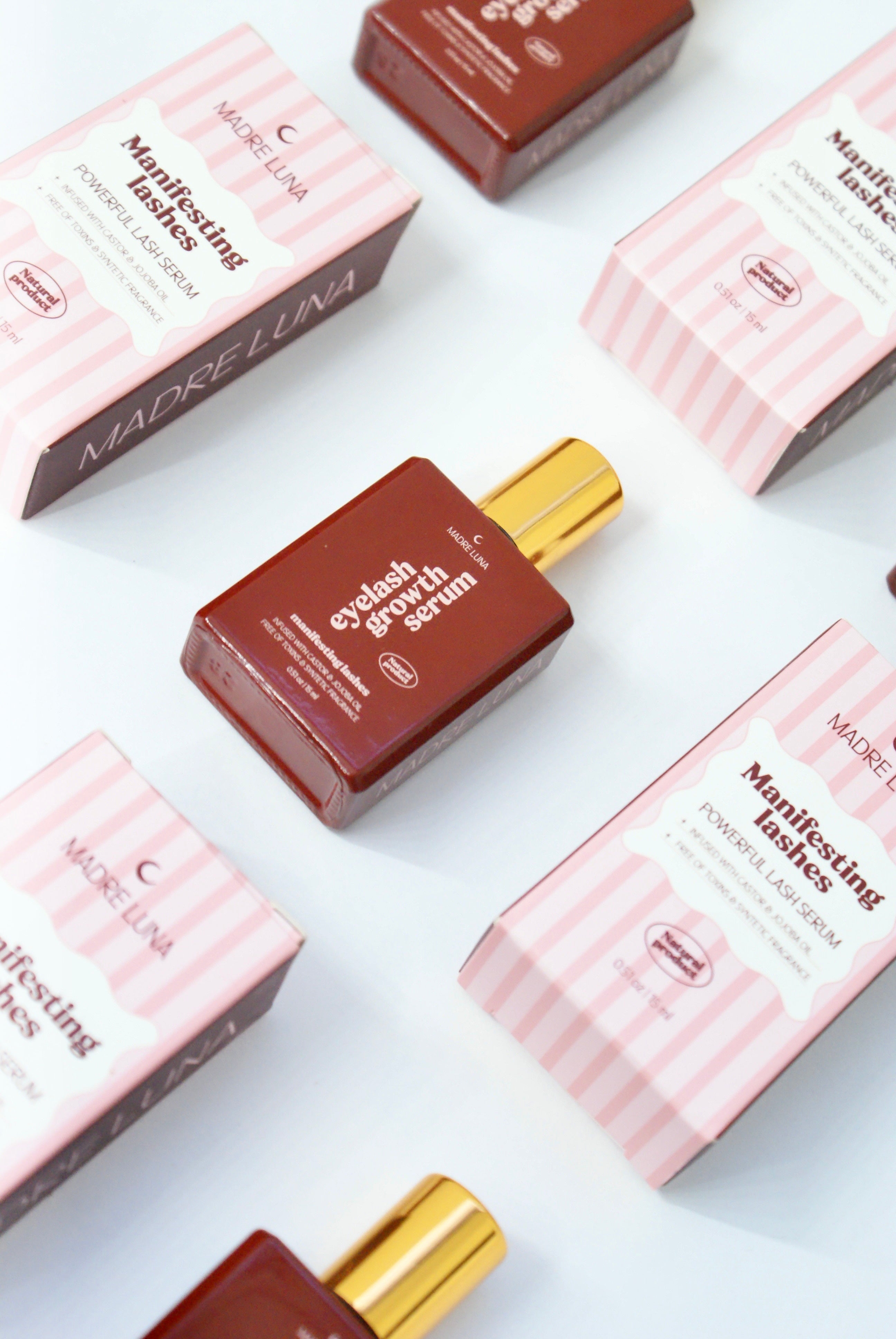 Manifesting lashes- eyelash grow serum